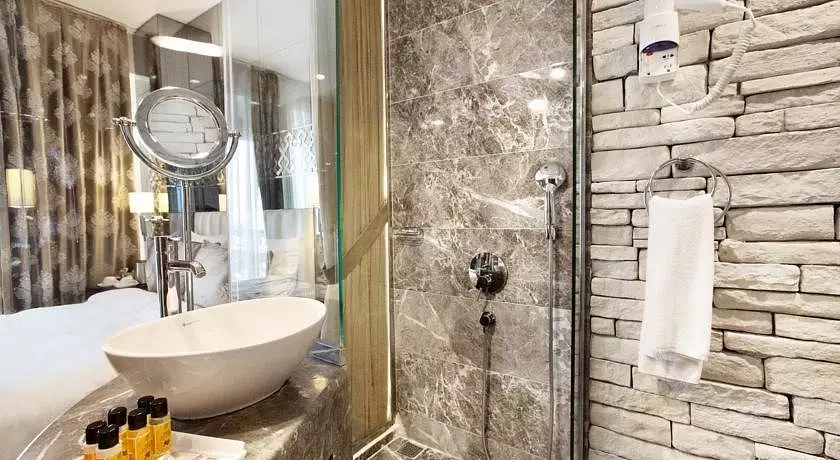 سرویس بهداشتی PERA CENTER